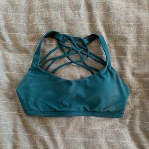 Lululemon free to be wild sports bra
